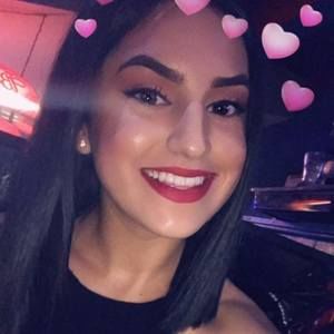 Meet your Posher, Aylin